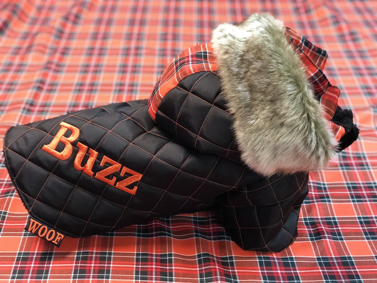 LaMode_Design's tweet image. OMG in love with these designer Doggie Coat by WOOF at Facebook.com/bespokewoof a must see page.