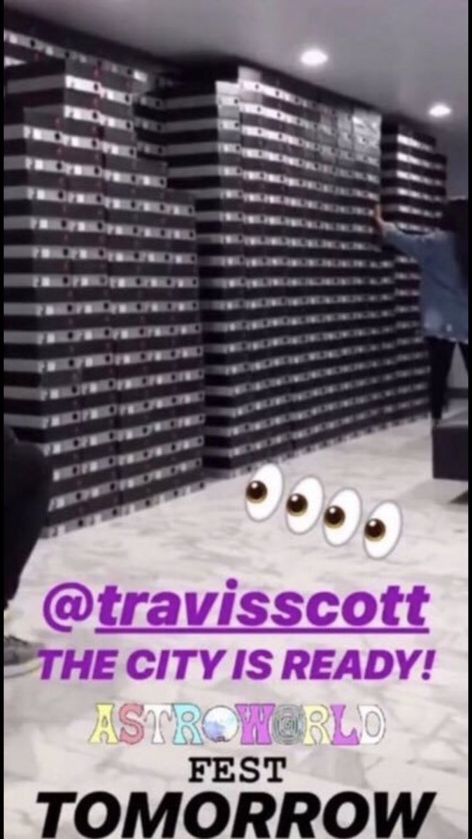huskybots's tweet photo. #ASTROWORLDFest
 @snkr_twitr https://t.co/8yKYYJOWPJ