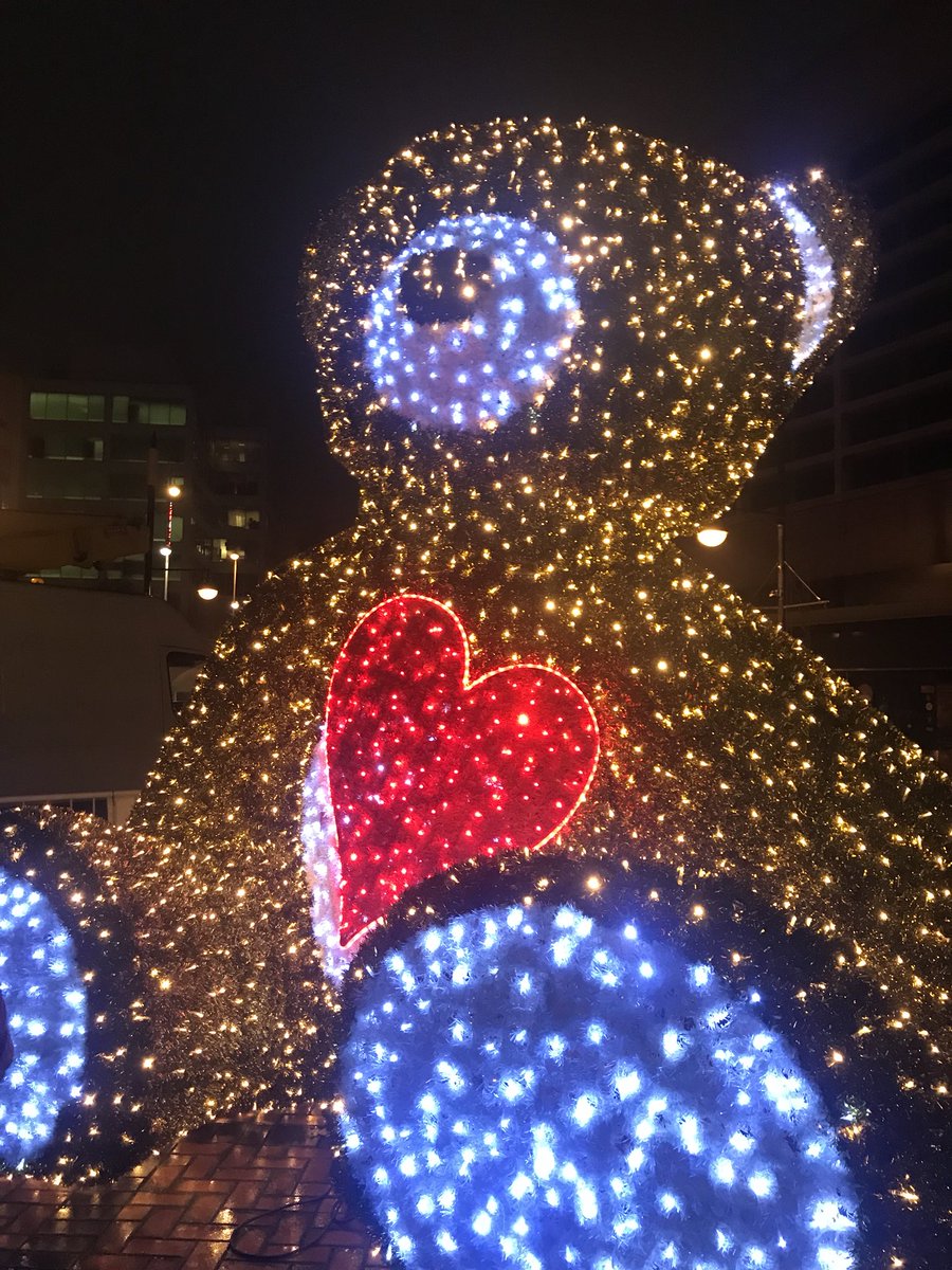 Verve_Live's tweet photo. An evening well spent rigging 3D installations into Swindon town centre!
Bring on the show install at 6am for the #biglightswitchon with @TinchyStryder and @Jahmene for @inswindon π https://t.co/xe00k9P0ko