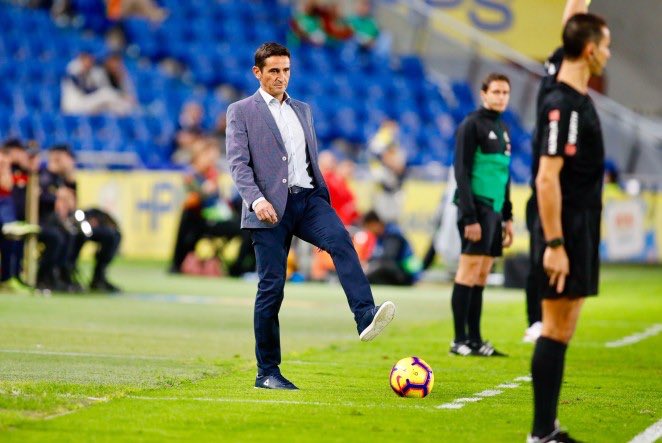 Manolo Jiménez, durante un partido de Las Palmas.