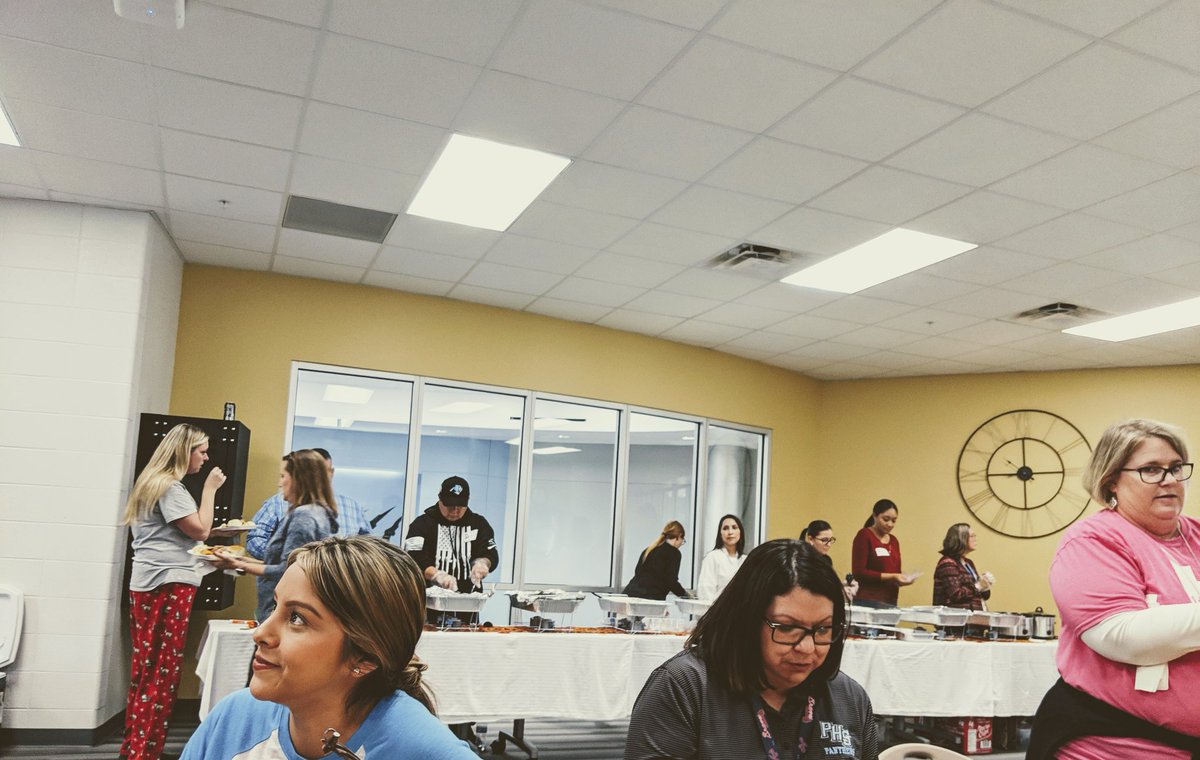 Lindsay Bui tweet media