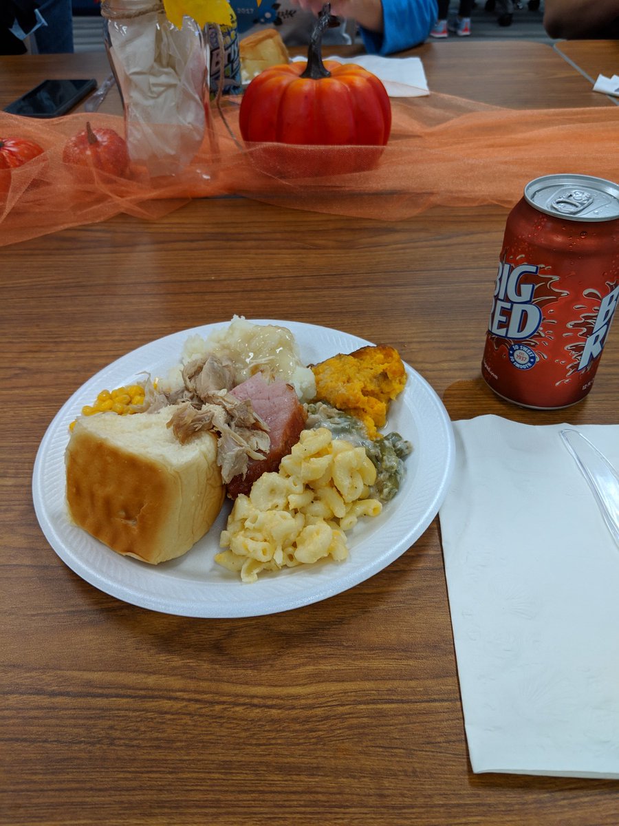 Lindsay Bui tweet media