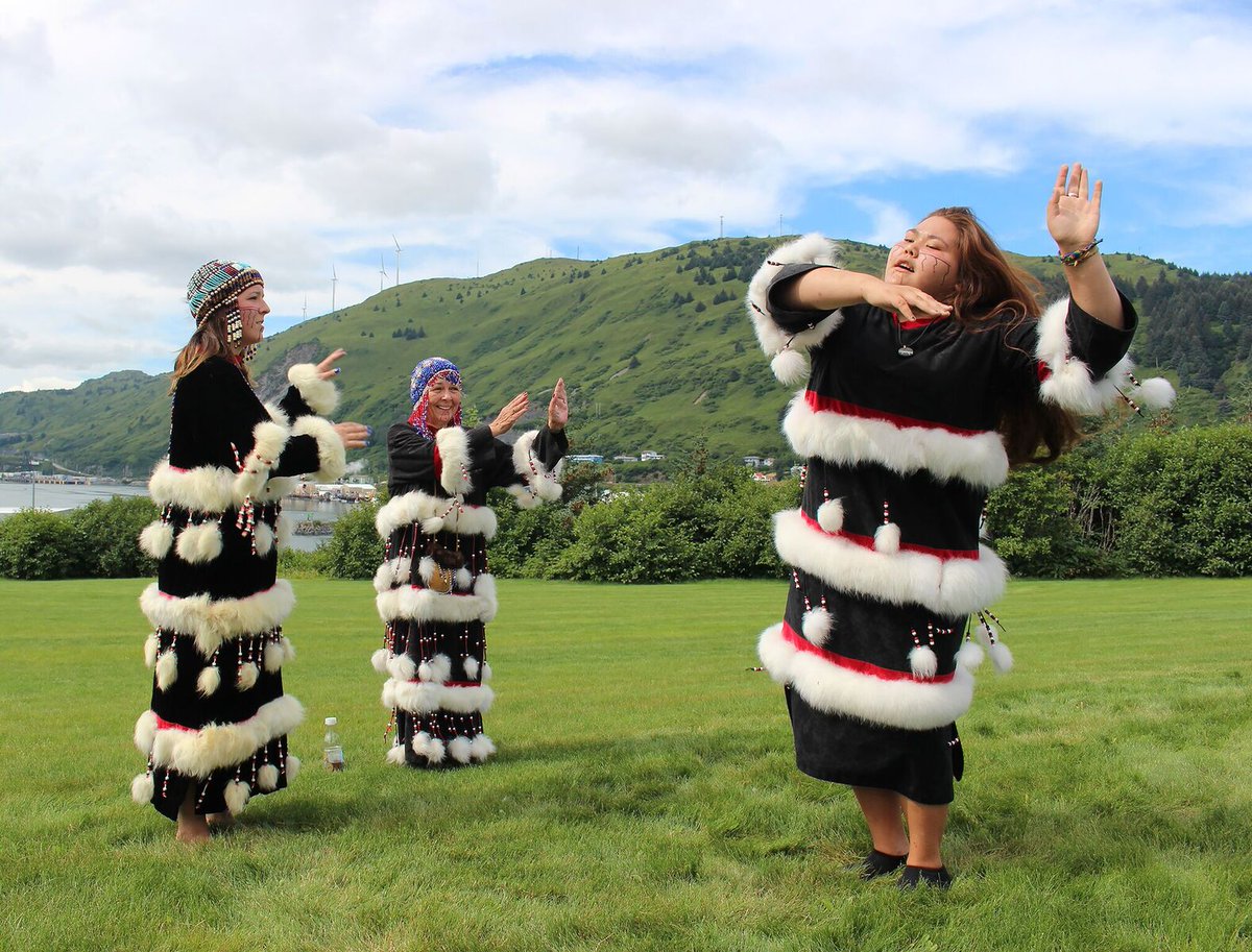 Kartemquin's tweet photo. Tonight 7pm at the @GortonCenter! @KeepTalkingFilm screening and discussing with director/producer Karen Weinberg and film participant and Alutiiq language advocate Dr. Alisha Drabek! 

TICKETS: https://t.co/H2yBWohWS2 https://t.co/m301dcNSYy