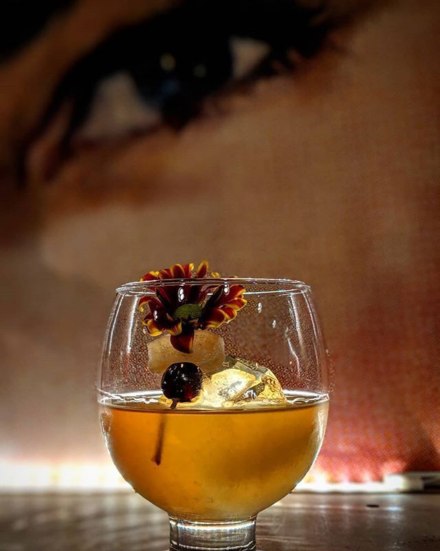 My Eye’s on You. A Clementine Ginger Old Fashioned made with James Pepper 1776 Rye. #cocktails #andover spirop.us/2DpaJzq