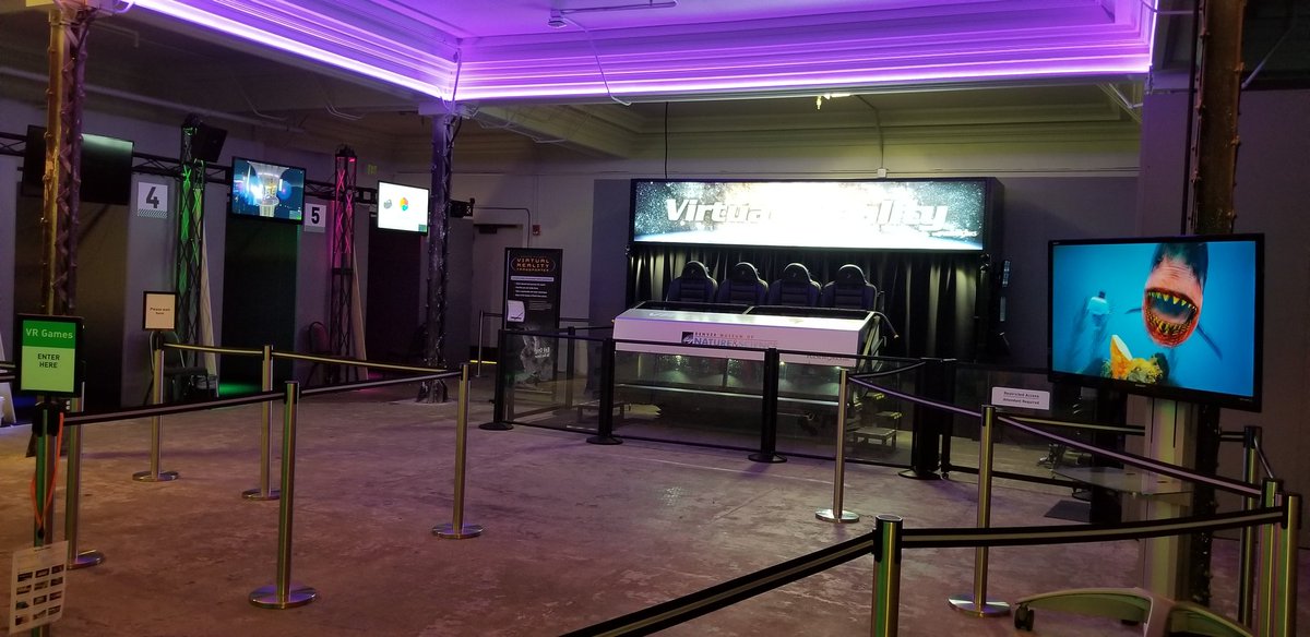 MirandaRHK's tweet photo. Checking out the VR experience at @DenverMuseumNS! #MCN2018 #MuseumVR https://t.co/BO1b0i8GIr