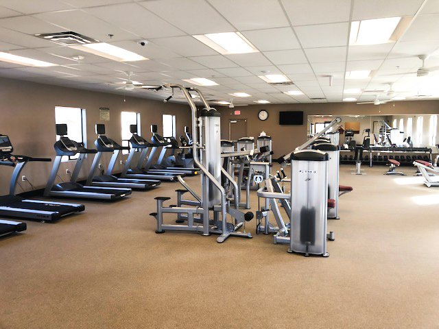 TRUEfitnesstech's tweet photo. #SunlandVillage, a residential community in #MesaArizona officially opened their new #fitnesscenter this month complete with a custom upholstered #TRUEFuse #strength line, #TRUECardio and the #TRUEStretch! #TrueFitness #fitness #cardio #commercialfitness #fitnessindustry #gym https://t.co/sXBFDCssgu