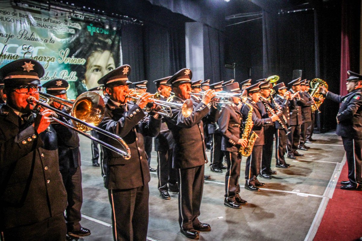 cobaep's tweet photo. El Homenaje Póstumo a la Mtra. Josefina Esparza Soriano estuvo amenizado por la participación del Cuarteto de Saxofones del Benemérito Conservatorio de Música del Estado de Puebla y la Banda Sinfónica de la Secretaría de Seguridad Pública del Estado de Puebla https://t.co/RDSg9sTVC6