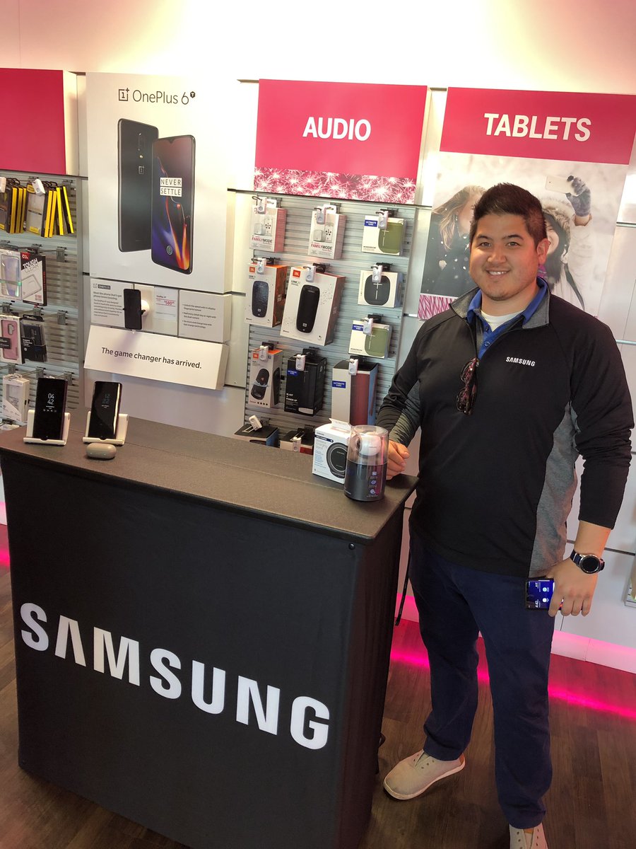 Matt working the phones and Mayra sharing Magenta Friday deals. Partying with <a href="/SamsungMobile/">Samsung Mobile</a> <a href="/_ACao/">Andrew Cao</a> and <a href="/TheKatt/">Rock 100.5 The KATT</a> at Brixton today. Come check us out 4-6 #NCredible <a href="/sbratto88/">Sam Bratton</a> @Kenyadunn12 @Jordan_Chase20