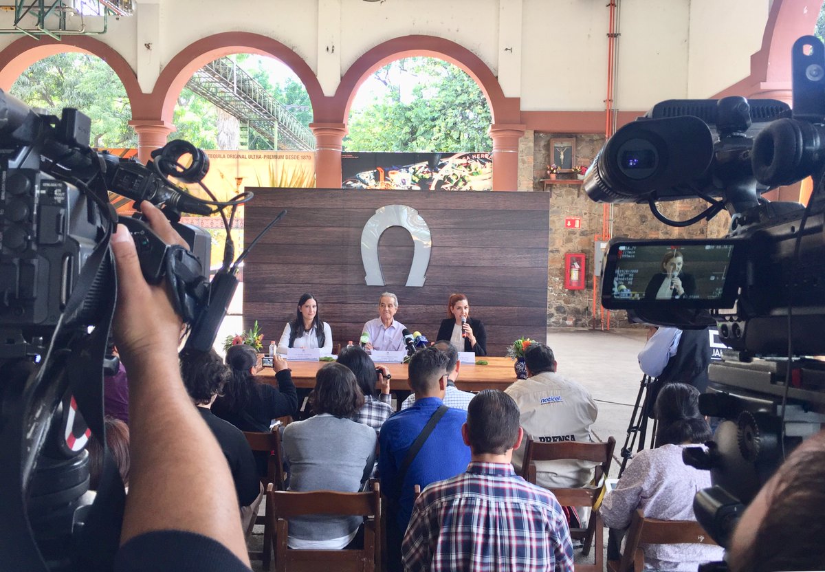 En rueda de prensa esta tarde dimos  a conocer un balance de lo que fueron los mayores logros  en materia turística durante esta administración, agradezco a los medios de comunicación el apoyo que siempre nos brindaron para difundir nuestros resultados!