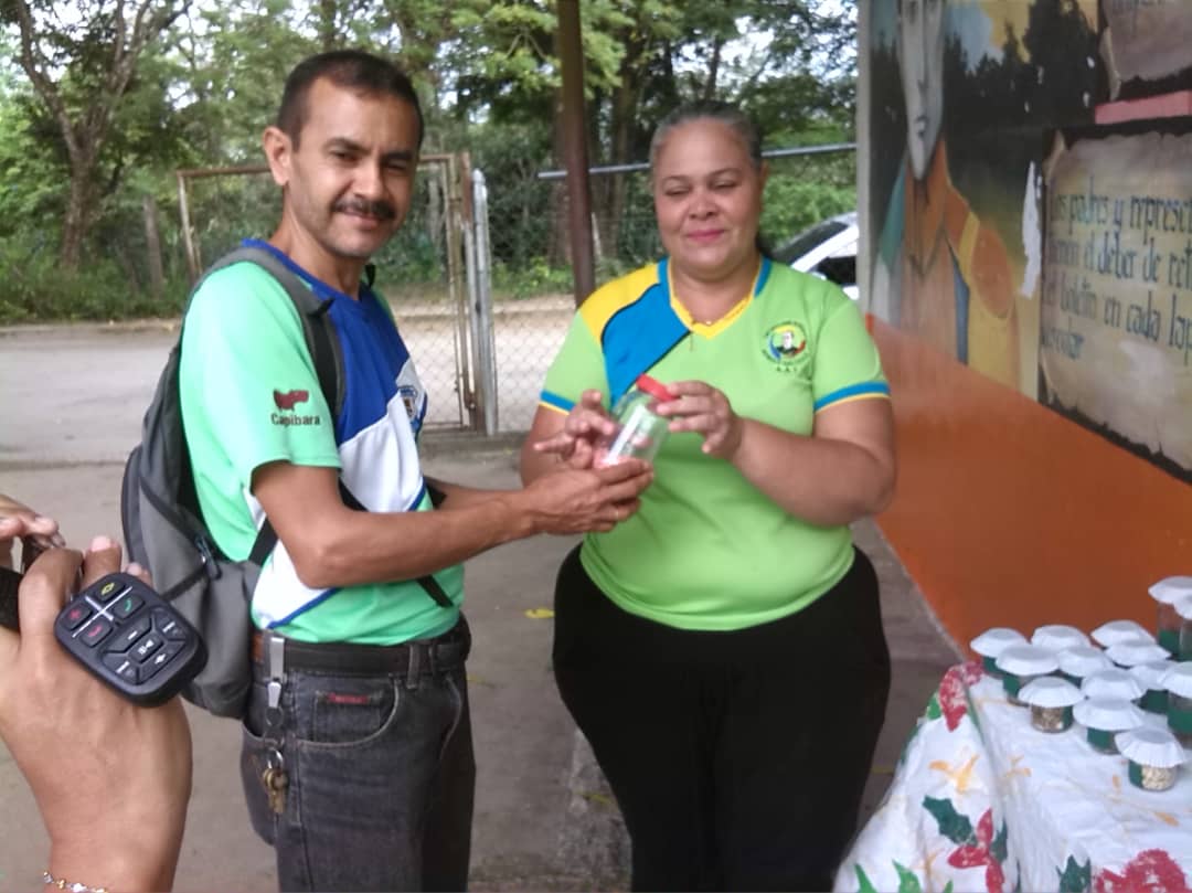 circuito1_11's tweet photo. #16Nov Campaña de ensemillamiento "Una Semilla Para Mi Escuela" Escuela la Tubería @EvelinRosendo1 @meaat01 @ptmsaat1 https://t.co/CRTye3tu1s