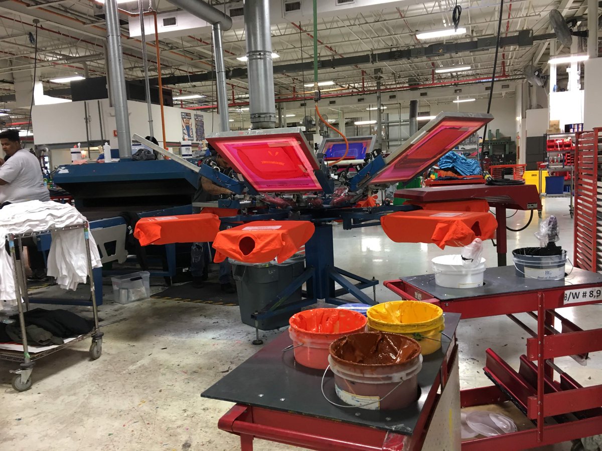 Thank you <a href="/customink/">Custom Ink</a> for the great tour of your printing facility! 15000 shirts per day! Wow!