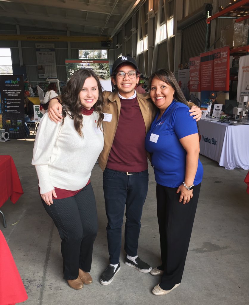 MirzanMz's tweet image. And big ups to my mentors at @FSCWI! Both Courtney and Laura have given me valuable experience in the real workplace. Thank you for teaching me what couldnt be taught in a classroom 🌟 #AgTechDay #FSAgTechDay #Gratitude