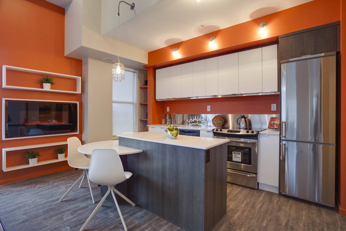 solekelowna's tweet photo. Only 3 One Bedrooms remain at #SoleKLO! https://t.co/PG2d0IYTxR
These energy-efficient, intelligently designed modern homes on the 3rd & 4th floor feature Moen fixtures and stainless steel appliances, and are intended to maximize space to suit your needs. #StepUpToSole today! https://t.co/i0x5jbOoM5