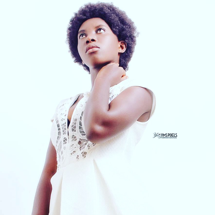 DreamchaserSoja's tweet photo. Happy Birthday To U Obaapa @#Yvonne_Frimpong ❣️🍾🎉🍸.. I Pray Goodness and Mercies Allocate U in This Ur New Age Dear.. May God Bless Your New Age.. TO GOD BE THE GLORY 🙏
#DREAMCHASER 
#HARDWORKPAYZ 
#EMMA_RAC
#YAMBO_SON 
@#SOJA_BOY https://t.co/jDnryW8pHy