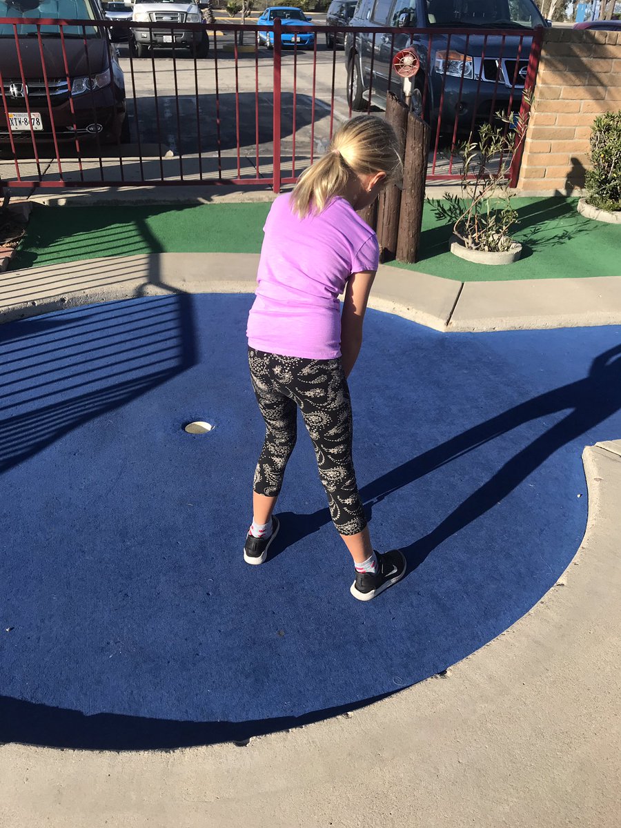 AeonJeffHPC's tweet image. Home and mini-golf with my daughter. #HPCMatters #FamilyMatters #SC18 #LifeAfterSC