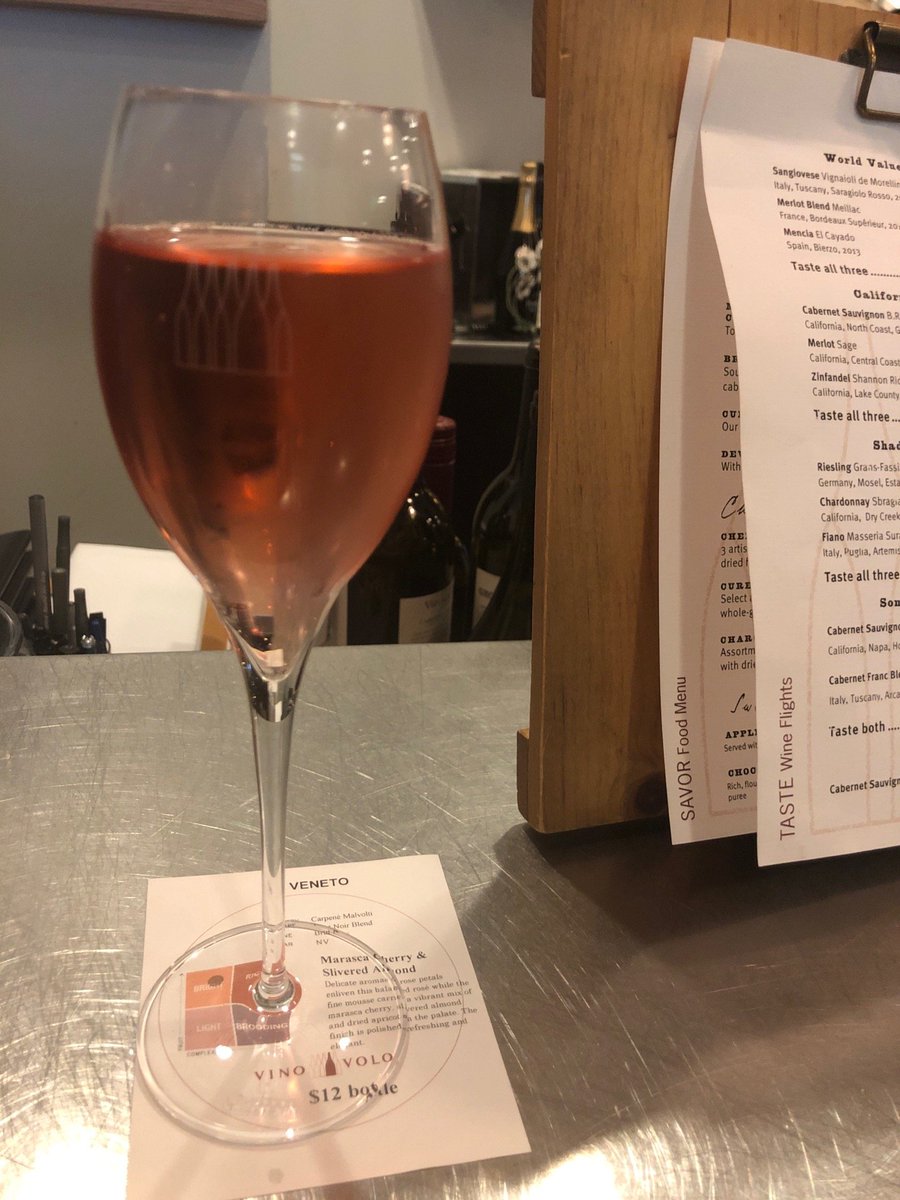 jennimalia's tweet photo. Killing some time with some wine (@ Vino Volo in Grapevine, TX) https://t.co/qhrhv6pxYX https://t.co/ZGP2zzbefz