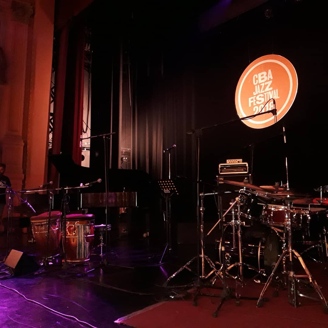 alTeatroReal's tweet photo. #Real2018
En minutos la sala Carlos Giménez recibe a Sonny Troupé Quartet (Francia), incluido en el 10° Festival de Jazz de Córdoba.
@AgCbaCultura
@raulsansica
@nacho6014 https://t.co/crxaSg7fBn