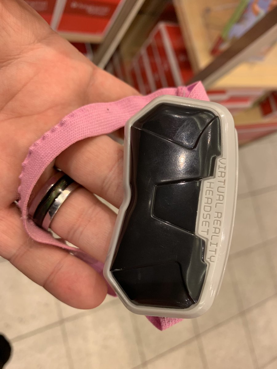 reverendkjr's tweet photo. I’ve always said that American Girl dolls deserve VR headsets, as do the children who play with them.

Looks like someone heard me.
#VR #AR #MR #XR https://t.co/SNFiqgpSEJ