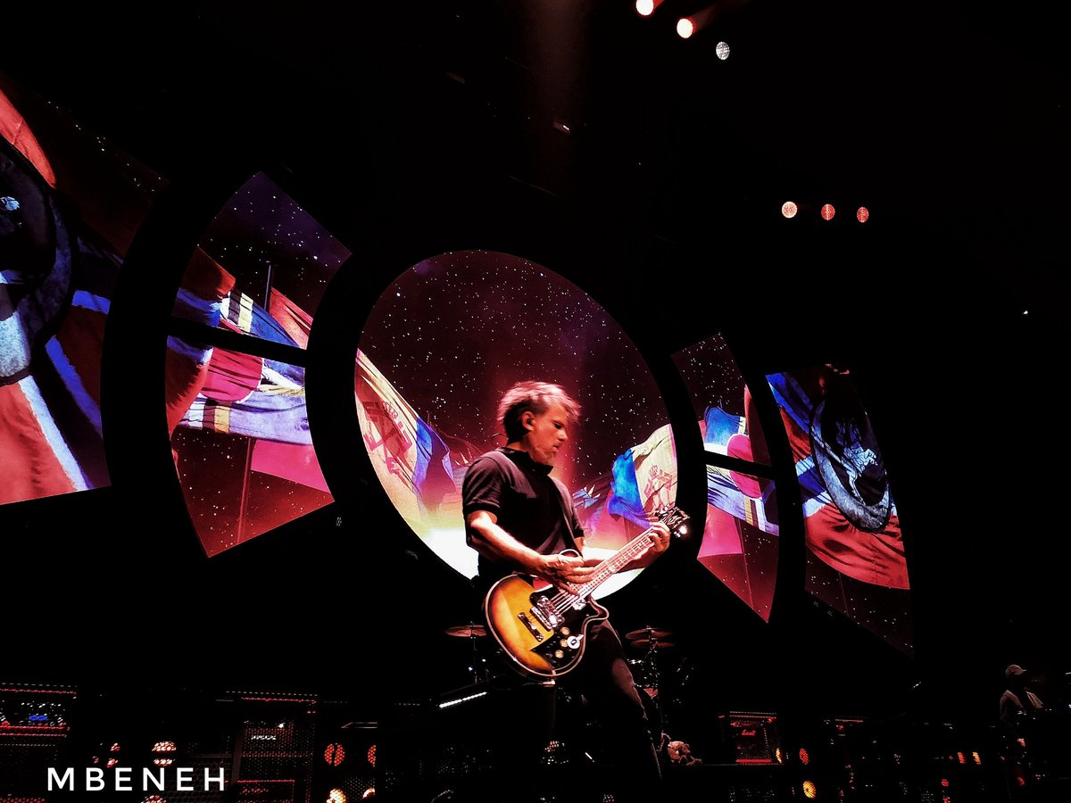 MBeneH's tweet photo. Putain c'était bon ! A demain ! Bercy 6 Mode : Activated  @indochinetwitt @nicolasirkis @oLidESaT_ https://t.co/KjegEr9vJK