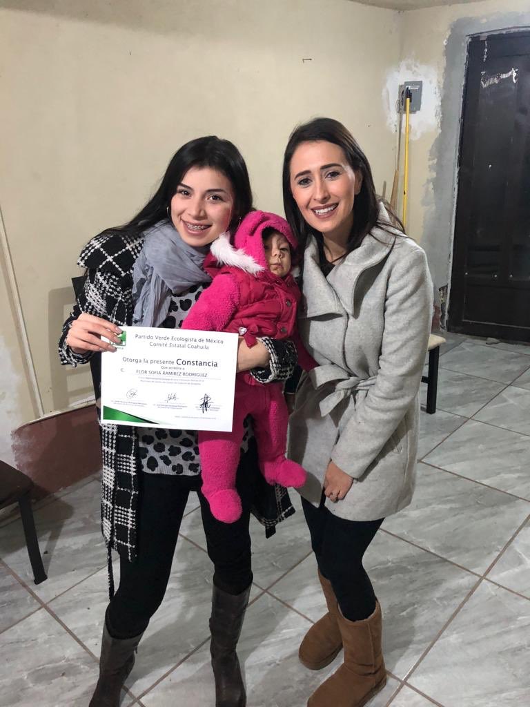 PVEM_Saltillo's tweet photo. Tarde agradable de convivencia y entrega de reconocimientos a nuestros Representantes Generales del Partido Verde Coahuila en #Saltillo https://t.co/8cTCbj18GA