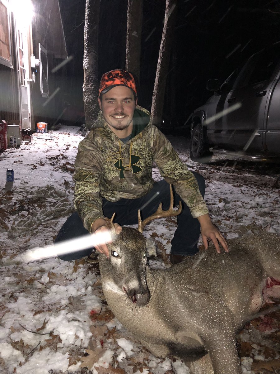 GarrettIrish's tweet photo. Unbelievable first two days of the rifle deer season tagged out! 🦌 https://t.co/PVINLsejoo