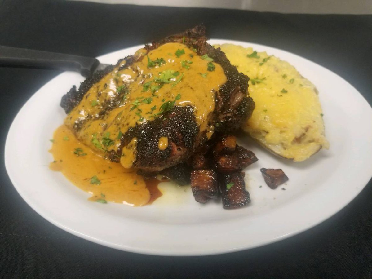 TridentBarGrill's tweet photo. Come enjoy your friday night with us!!

Special tonight at Trident 3 on Craycroft 

Coffee crusted NY Strip with a twice baked potato, roasted butternut squash and a chipotle cream sauce.. https://t.co/akTtYHSDqT