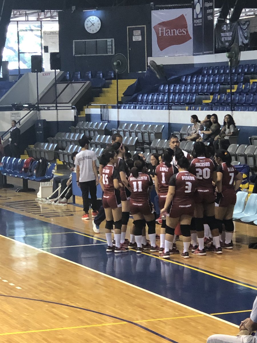 Len_Evangelista's tweet photo. First set win in 3 seasons! #upisgvt https://t.co/VbRI6jhMol