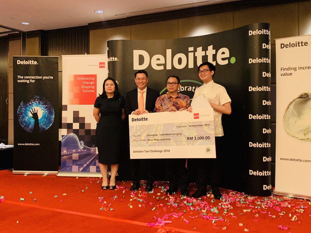 michellekc1111's tweet photo. Congratulations team InTaxicated of #TARUC &amp; Tan Lin Fang of #Sunway for emerging the champs of #DTC2018! Looking forward to your performance in Bangkok for the regionals. @ACCAMalaysia @DeloitteMY https://t.co/nrR5RCTpFN
