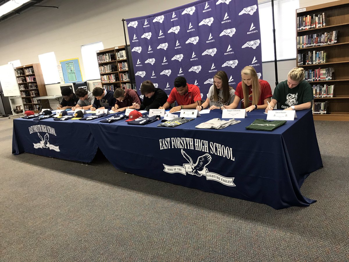 mrshiltonrocks's tweet photo. Signing day @EFeagles with Kennedy Southern who’s joining the ASU softball team in the fall of 2019! @appstatesports #appstatealum #hiltonaplit @appstate https://t.co/nhrkSiYitB
