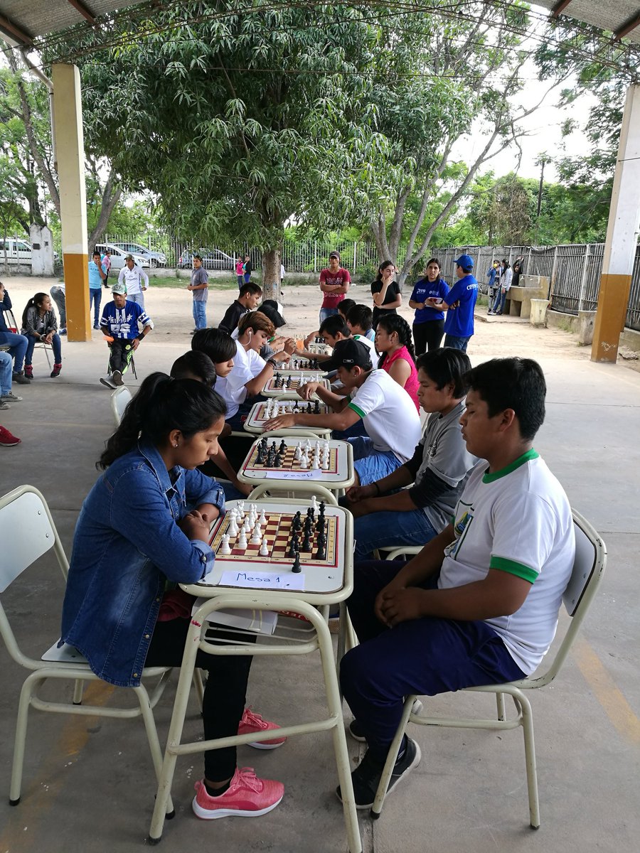 ChocobarKarina's tweet photo. #CPPSSaltaEnAcción #AjedrezEducativo siempre que haya alguna actividad recreativa que potencie el aprendizaje de nuestros jóvenes esta #LaGranMareaAzulCPPS Col 5171 #Tartagal @UrtubeyJM @aniberruezo @OscarGhillione @larubita70 @fguillesaavedra https://t.co/PMc9gCjeRw