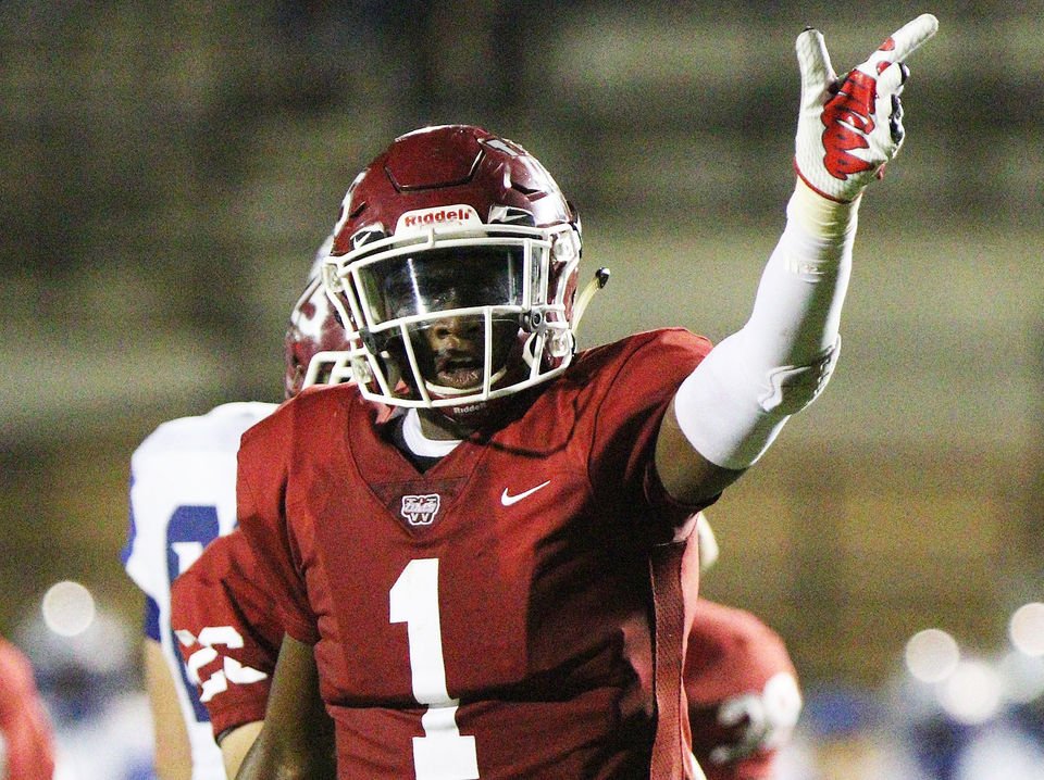 aldotcomPreps's tweet photo. Football High Live: Scores and more from 2nd round of 2018 Alabama HS football playoffs https://t.co/YTfL1VLHBV https://t.co/29Hx1sFEsG