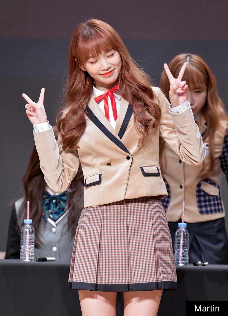 martinray03's tweet photo. 20181116 CTSアートホール
#김채원 #KIMCHAEWON #아이즈원 #IZONE #チェウォン https://t.co/zdV5Wzm3Xz
