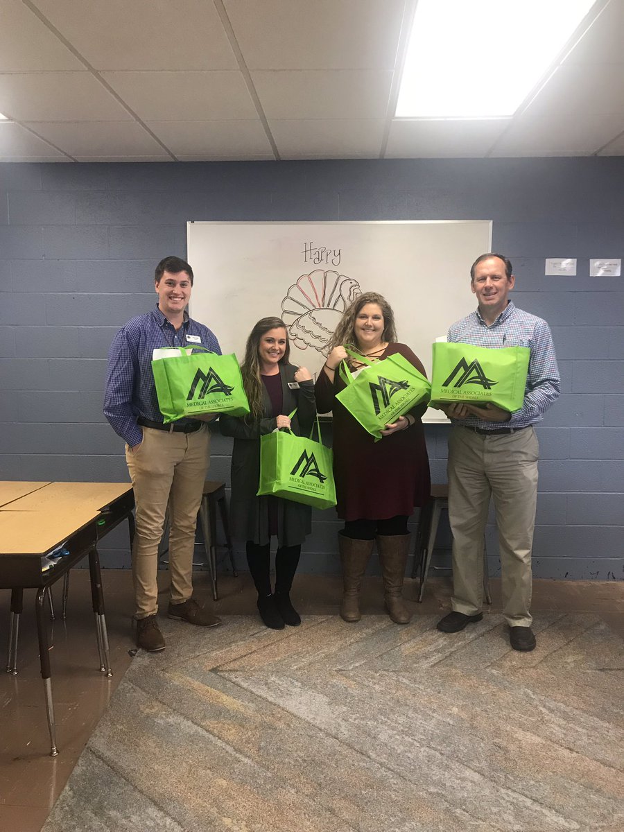 hhcollum's tweet photo. Shout out to Medical Associates of the Shoals for donating teacher supplies. Thank you so much. @medicalassoc https://t.co/26SrYt5lUm
