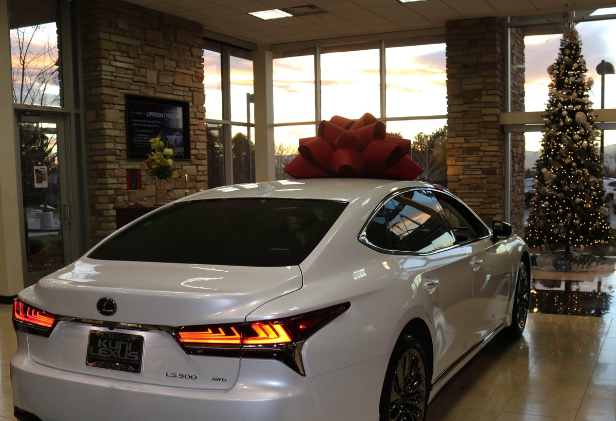 Kuni_Lexus's tweet image. The December to Remember Sales Event is shining bright now through January 2nd!! Come in and enjoy some of the best deals on our entire lineup! #LexusPlus