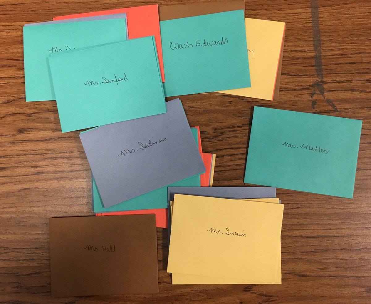 PrinBrooks58's tweet photo. We shared and received acts of kindness and gratitude today. #LPJALLIN #LPISDLeadership @lpisd @LPBullpups https://t.co/gGtqkreMPl