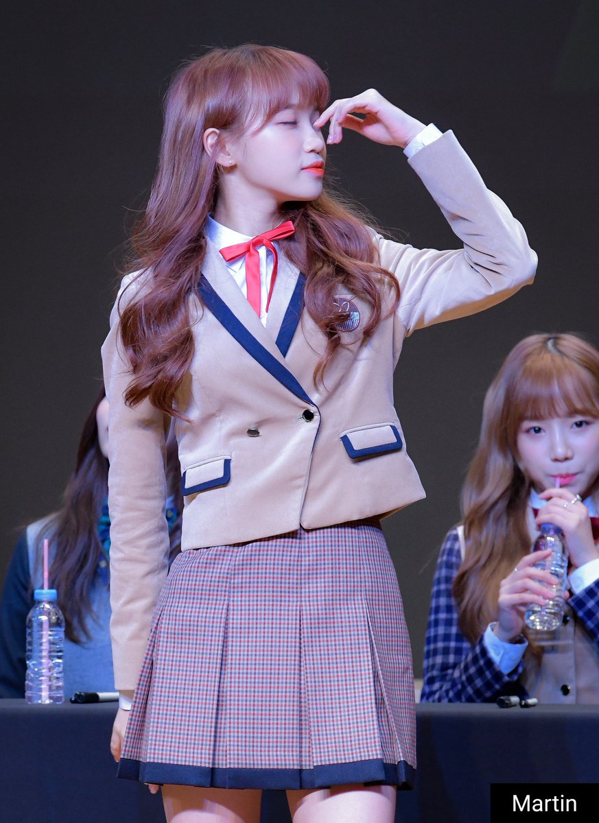 martinray03's tweet photo. 20181116 CTSアートホール
#김채원 #KIMCHAEWON #아이즈원 #IZONE #チェウォン ③ https://t.co/mY2UitUSVH