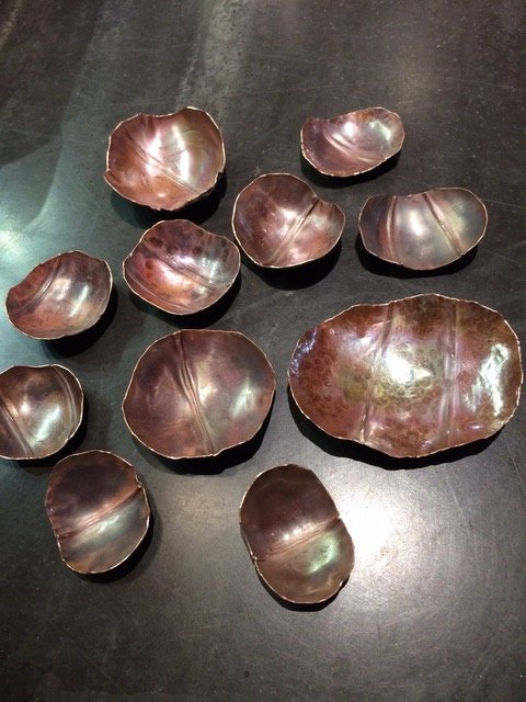 KarmaCoop's tweet photo. Check out these copper bowls from @MeejumKaufman 😍 ... just one of things you will find at Karma's first ever #OneOfAKind #HolidayMarket! Come find some unique gifts made by Karma members. Tomorrow from 11-3!
#holidays #giftideas #karmacoop #torontomade #torontoartisans #yyz https://t.co/QW6Gno46di