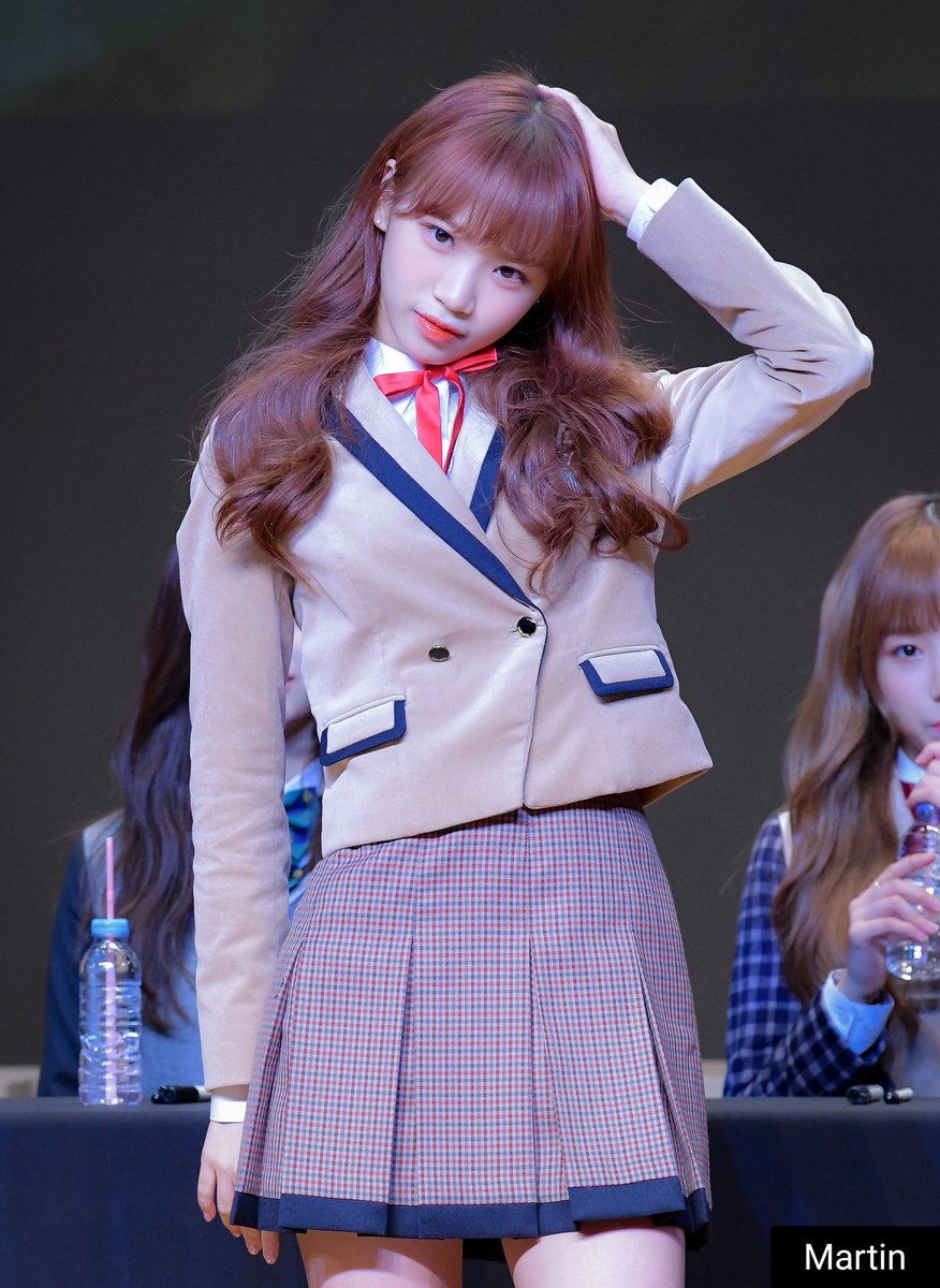 martinray03's tweet photo. 20181116 CTSアートホール
#김채원 #KIMCHAEWON #아이즈원 #IZONE #チェウォン ④ https://t.co/j4vr6iSk1n