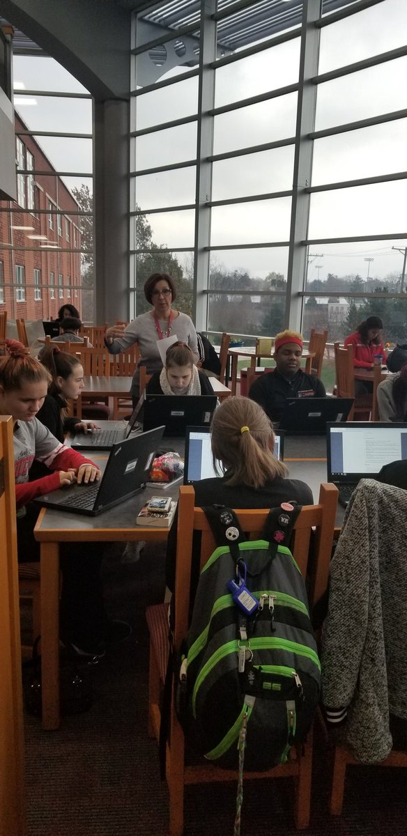 all_about_ECE's tweet photo. Thank you, to our librarian Mrs. Lewis. She worked with the junior #LSHECE class teaching language/ literacy activities. @limacityschools website has many resources. Getting children's books and creating plans for our 5 star dev. center will be so much easier! @LimaSeniorHS https://t.co/FdeEKVNWIb