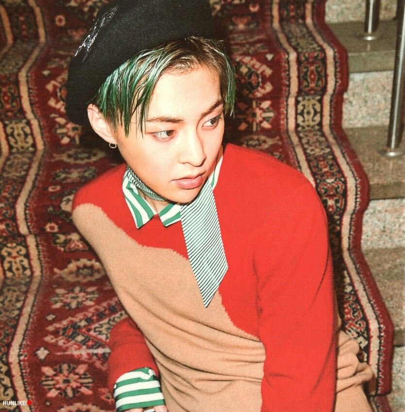 minshooked's tweet photo. It’s always a good time for beret minseok™ https://t.co/qmYAlR8nU8