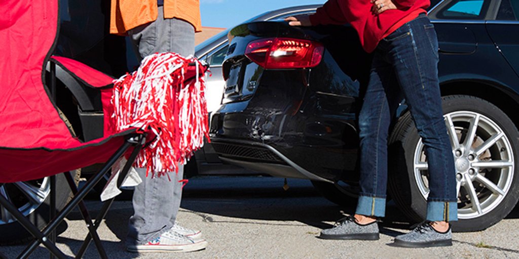 DJS_AgencySF's tweet image. If your car takes a hit on game day, be ready with the right coverage. Let’s make sure your auto policy is up-to-date.