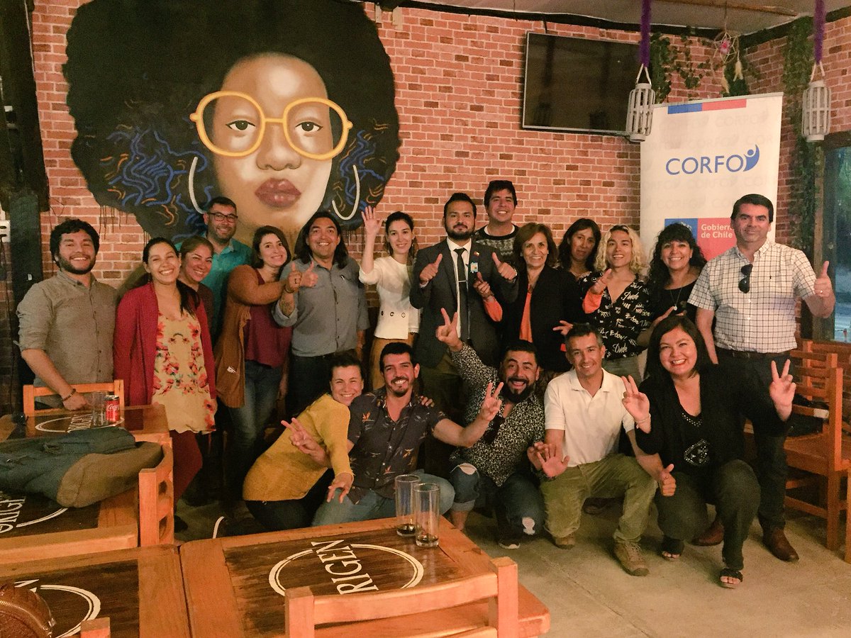 CorfoAtacama's tweet photo. Finalizamos este viernes de la #SemanaDeLaPyme con un Meet Up con emprendedores locales. Gracias al Restobar El Orígen de #Caldera y gracias a quienes participaron hoy por el gran entusiasmo!!! 👏🏼👏🏼👏🏼👏🏼 #PymeMotorDeChile #CorfoEnMovimiento https://t.co/E06mfTSWTD
