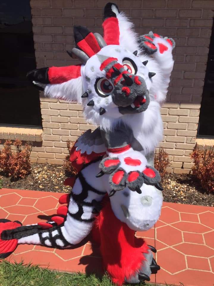 Top 10 Dragon Fursuit Ideas And Inspiration DsKk8DYV4AAO5F6