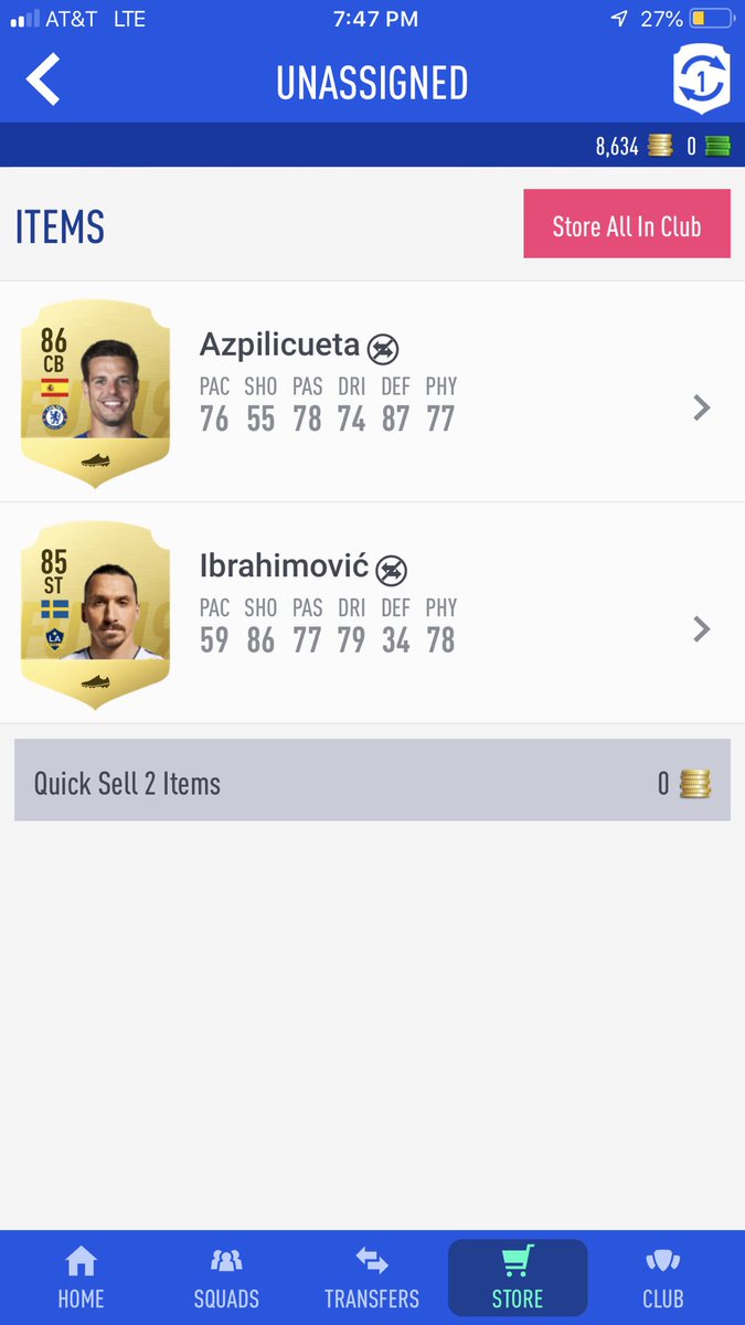AzzyB213's tweet photo. Ok gold upgrades I see you!!!! @CesarAzpi  @Ibra_official  #hellyaaaaa #Fifa19 https://t.co/LwoSYLRCUH
