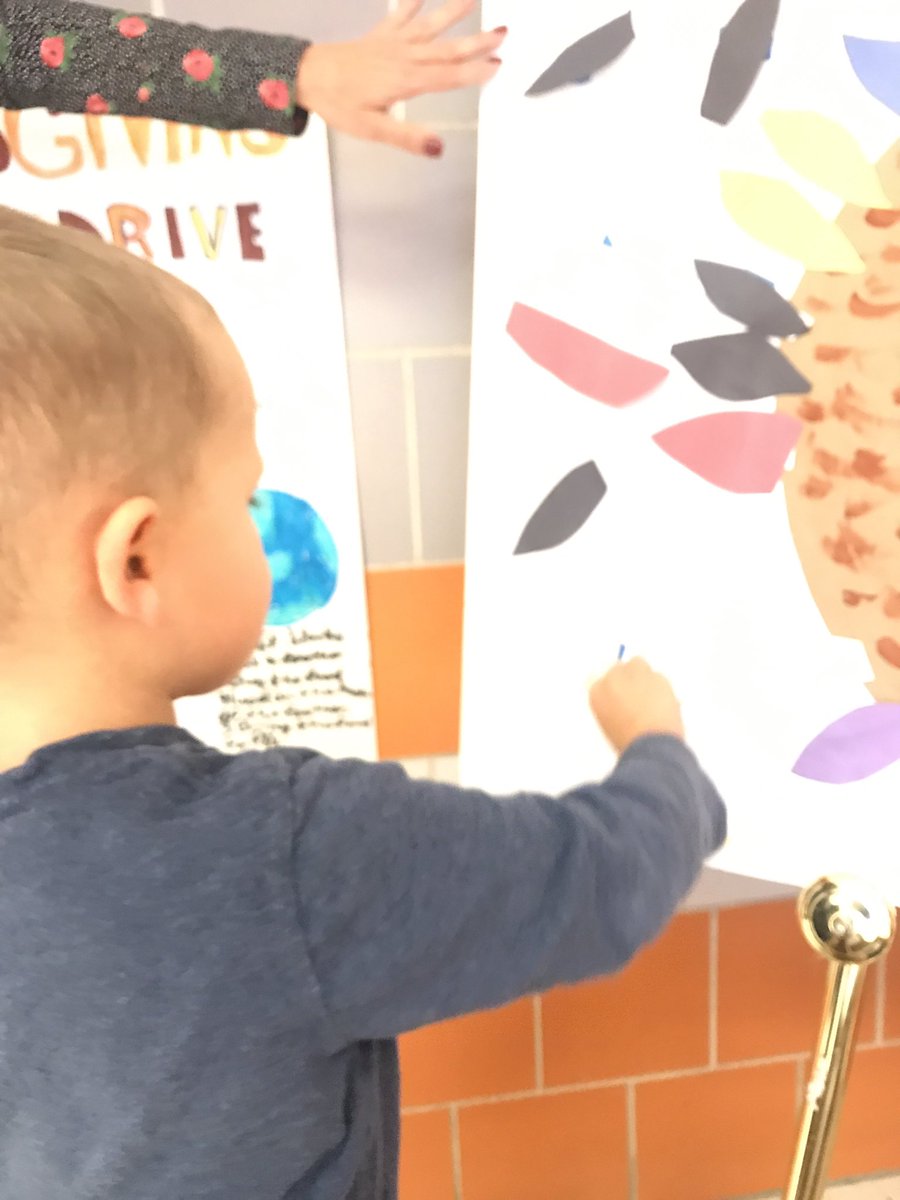 EileenLoughran1's tweet photo. Another Fantastic Fri-yay@PS6 when Pre-K comes to ‘pick a feather’ for our food drive. #communityprekto5 #pickafeather #makeadifference @CityHarvest @DennisFordePS6R @EMWaters6 @SIBFSC @District31R https://t.co/KisDb22nAt