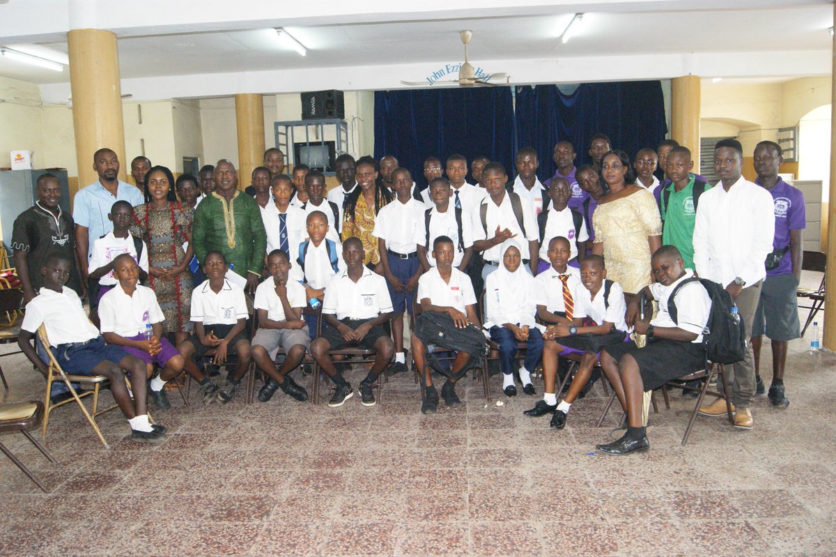 jakakabba's tweet photo. Participants at CRADI-SL's seminar on the theme "understanding the roles of boys and young men in the fight against SGBV against girls and young women" https://t.co/o2pw6xUPjI