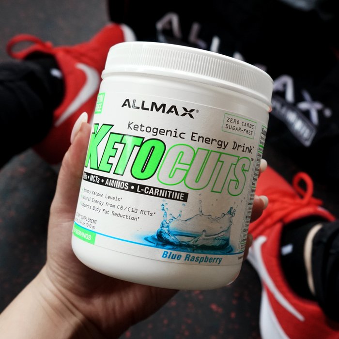 ALLMAX's tweet photo. Grab #KETOCUTS for a stim-free, #naturalenergy drink that will help increase your #ketonelevels to support body fat reduction. To further support recovery KETOCUTS has a solid dose of #BCAAs and essential amino acids to keep your lean #musclegains on point. https://t.co/NnxxAiJUqk
