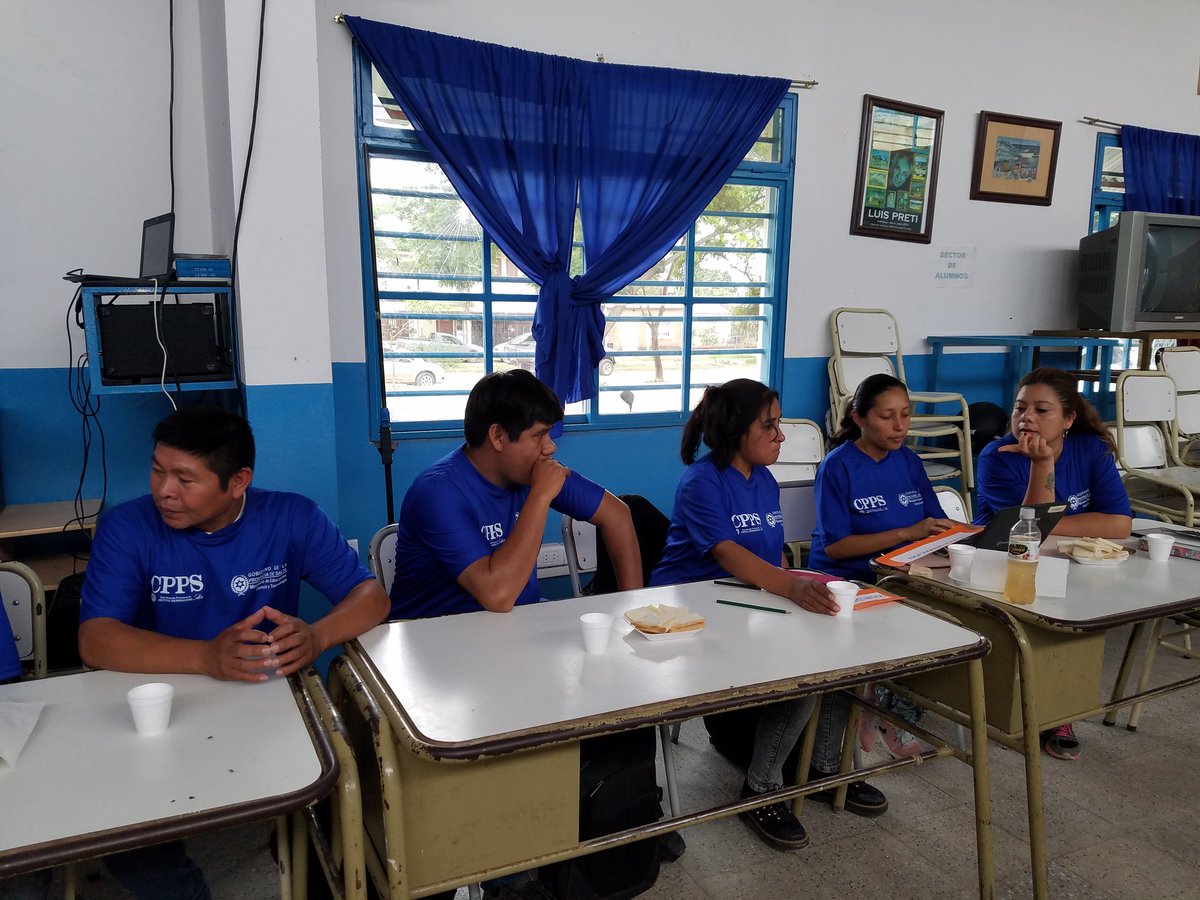 lescano_marite's tweet photo. #LaGranMareaAzulCPPS "Escenarios de diálogo y aprendizaje" @aniberruezo @UrtubeyJM @fguillesaavedra @OscarGhillione @larubita70 @artydance23 @patriciapinasco https://t.co/wZs4LkZJrI