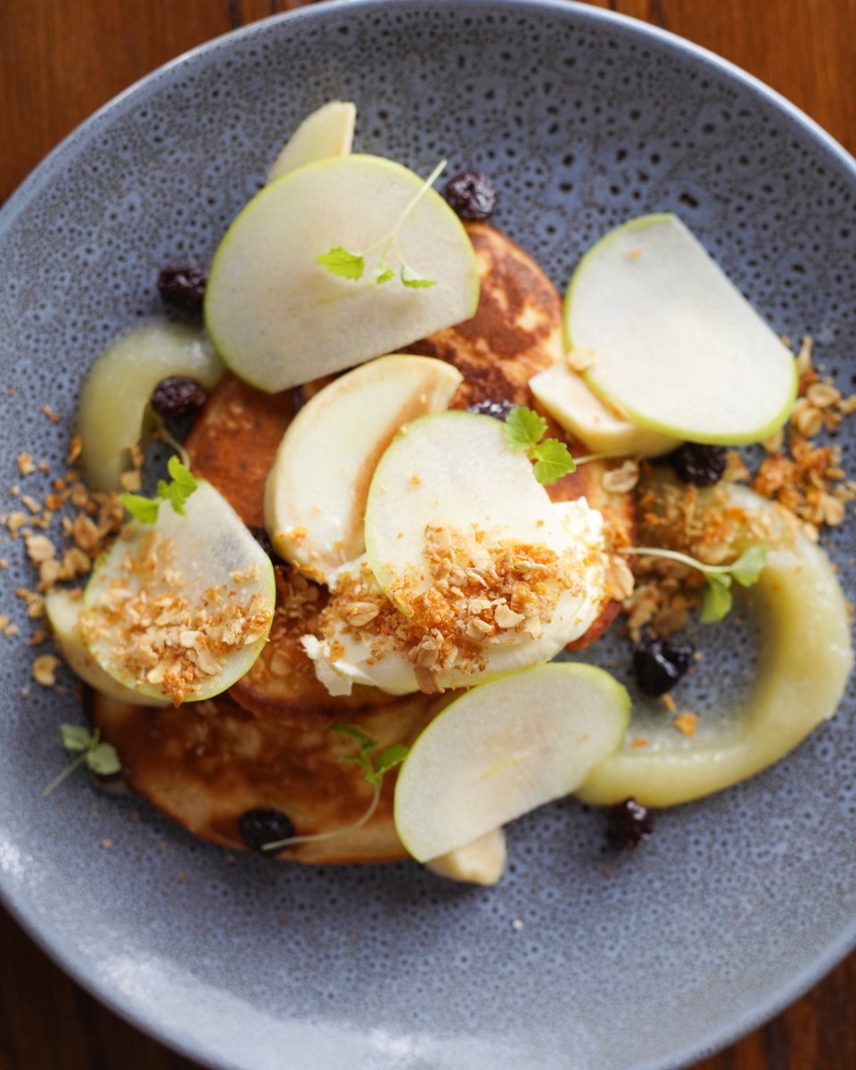 cafemorso's tweet photo. From the Specials Board...🥞 Our Apple Crumble Hotcakes with Apple gel, pickled apple, macerated raisins &amp; mascarpone.👌🏽 #CafeMorso https://t.co/5LJUvuDT2C