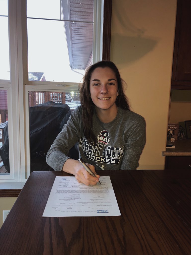 raygan_kirk01's tweet photo. It’s official! Thrilled to announce my official commitment to RMU and the Colonial family. Thank you to all my friends, family, coaches, and the Eastman program for all the support along the way. Excited for the next four years as a Colonial!  @RMUWHockey @Eastmanfemale https://t.co/DGRgqUyPhC